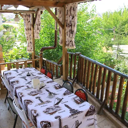 Pensjonat Anatolia Cave 2*