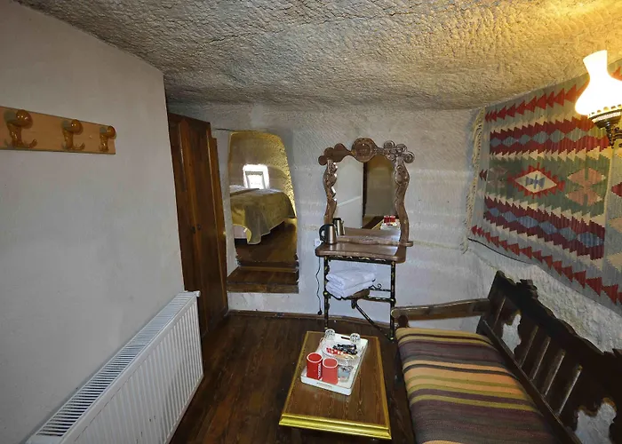 Anatolia Cave ギョレメ